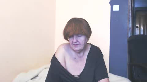 Snapshot of wildredcat chatting on 10/03/25, 10:56 WildRedCat online show from 10/03/25, 10:56