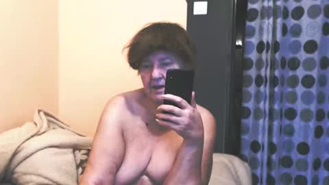 Snapshot of wildredcat chatting on 11/03/25, 11:11 WildRedCat online show from 11/03/25, 11:11