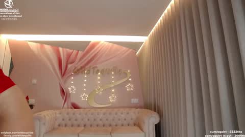 Snapshot of wildtequilla chatting on 12/15/25, 08:13 Lili online show from 12/15/25, 08:13