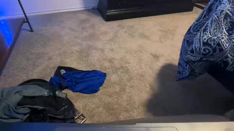 Snapshot of wildtravis chatting on 11/13/25, 03:05 wildtravis online show from 11/13/25, 03:05