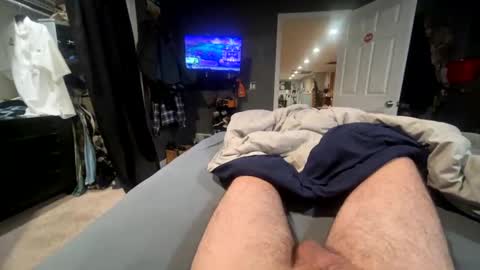 Snapshot of wiley0520 chatting on 11/17/25, 01:00 wiley0520 online show from 11/17/25, 01:00