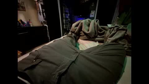 Snapshot of wiley0520 chatting on 02/12/26, 09:48 wiley0520 online show from 02/12/26, 09:48