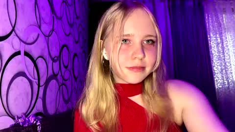 Snapshot of wilhelminafraker chatting on 05/26/26, 09:16 Anny online show from 05/26/26, 09:16
