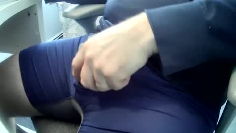 Snapshot of willecumtoday chatting on 02/24/25, 01:21 Will online show from 02/24/25, 01:21