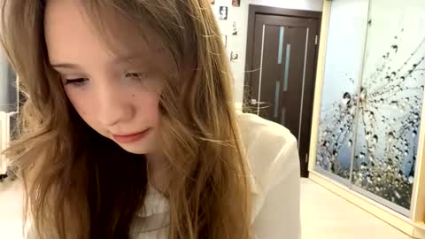 Olivia online show from 03/08/26, 05:17