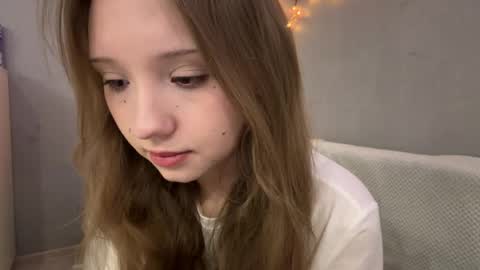 Olivia online show from 04/25/26, 05:21