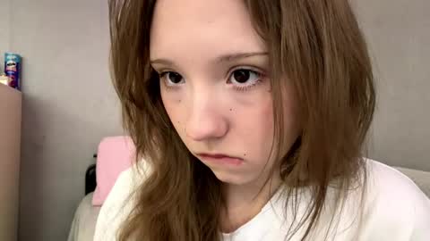 Olivia online show from 05/15/26, 12:45