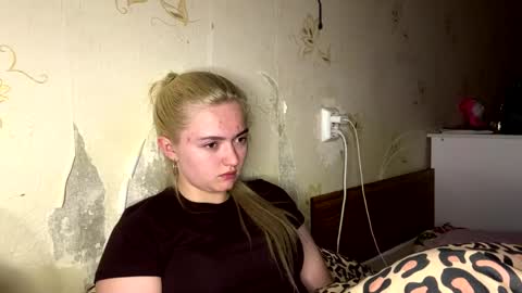 Sophia online show from 04/24/26, 01:19