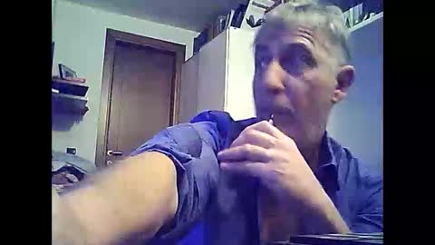 Snapshot of willfire71 chatting on 12/02/24, 01:46 Willfire71 online show from 12/02/24, 01:46