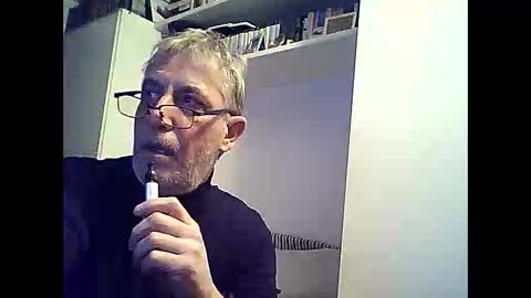 Snapshot of willfire71 chatting on 01/12/25, 06:16 Willfire71 online show from 01/12/25, 06:16