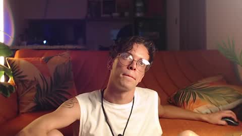 William online show from 04/17/26, 06:11