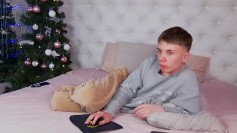 will online show from 01/11/25, 10:19