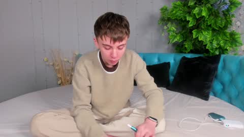 will online show from 02/05/25, 09:04