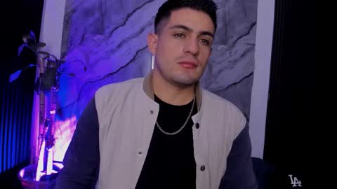 Snapshot of william_steel_ chatting on 11/04/25, 03:38 William Steel online show from 11/04/25, 03:38