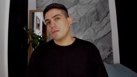 Snapshot of william_steel_ chatting on 11/18/25, 02:43 William Steel online show from 11/18/25, 02:43