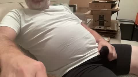 willieb777 online show from 11/24/25, 07:57