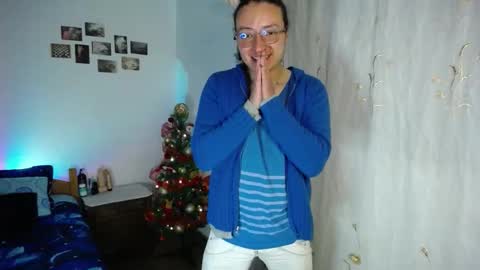 Snapshot of willmonkey chatting on 12/20/25, 03:57 willmonkey online show from 12/20/25, 03:57