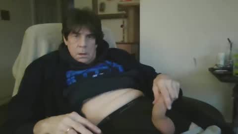 willtie26 online show from 01/01/25, 08:58