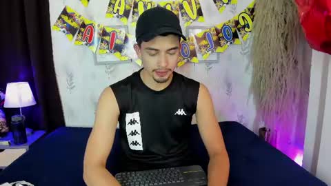 Snapshot of willy_diamond chatting on 06/16/26, 07:27 Willy Diamond online show from 06/16/26, 07:27