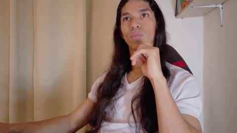 Snapshot of willy_veins chatting on 10/30/25, 03:46 willy_veins online show from 10/30/25, 03:46