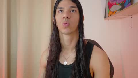 Snapshot of willy_veins chatting on 11/05/25, 11:10 willy_veins online show from 11/05/25, 11:10