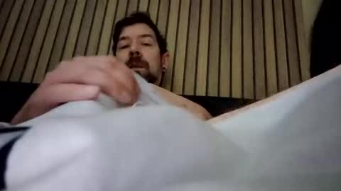 Snapshot of willybewildstone chatting on 01/12/25, 12:23 willybewildstone online show from 01/12/25, 12:23