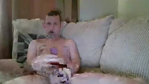 willyc69 online show from 06/15/26, 07:43