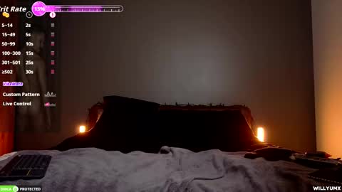 Snapshot of willyumx chatting on 12/17/25, 03:23 William Miguel online show from 12/17/25, 03:23