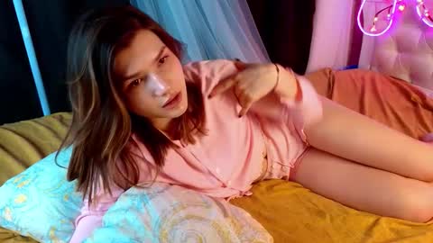 Vicki3 online show from 03/03/26, 07:03