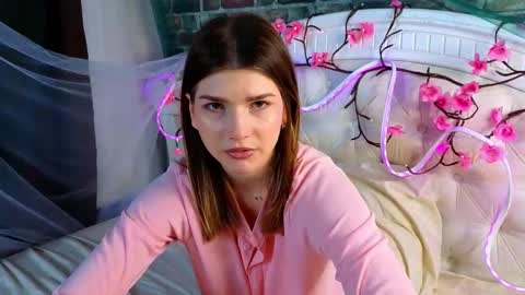 Vicki3 online show from 03/23/26, 07:01