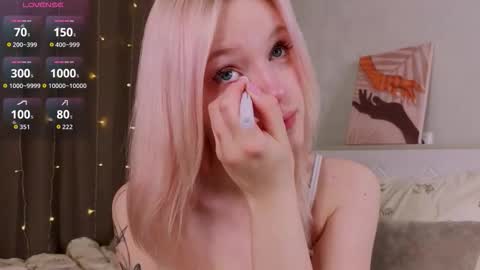 Mary online show from 02/06/26, 01:21