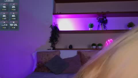 Mary online show from 06/09/26, 03:12