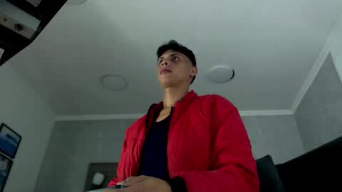 Wiltom online show from 12/05/25, 03:48