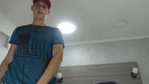 Wiltom online show from 12/14/25, 08:46