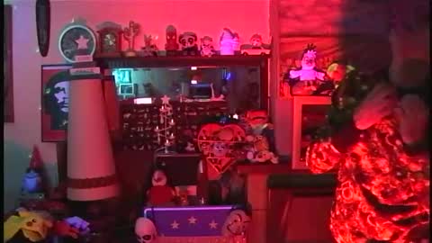 Snapshot of wimpie249157 chatting on 11/17/25, 06:46 Wimpie online show from 11/17/25, 06:46