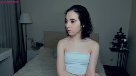 Amalia and Mia online show from 01/06/25, 07:09