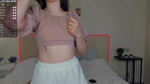 Amalia and Mia online show from 01/28/25, 07:11