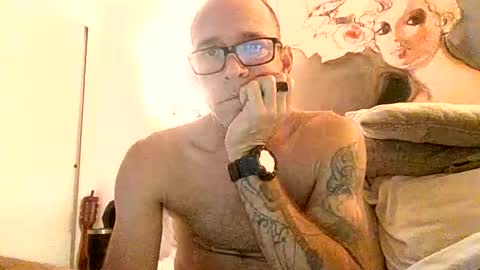 wingnutt765733498294 online show from 04/12/26, 06:51