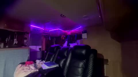 wingnuttowerguy online show from 04/08/26, 10:48