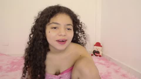  Winnifer Gonzalez  online show from 07/06/26, 03:03