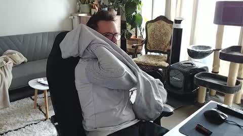 cream36 online show from 11/11/25, 08:36