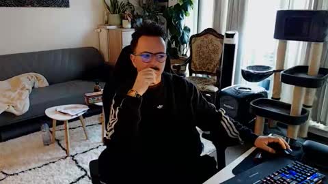 cream36 online show from 11/13/25, 07:51