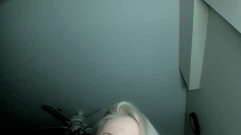 Winter Miracle online show from 02/11/26, 02:33