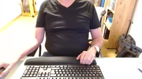 winterfreund99 online show from 12/21/25, 12:56