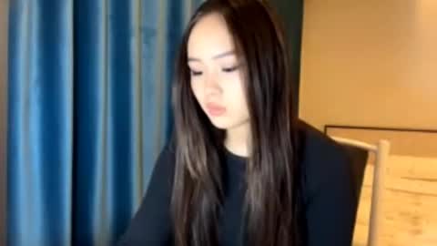 Amina online show from 11/16/25, 12:44