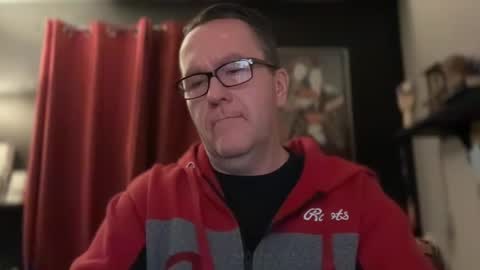 Snapshot of wintyr chatting on 01/11/25, 01:06 wintyr online show from 01/11/25, 01:06