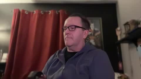 Snapshot of wintyr chatting on 03/03/25, 02:47 wintyr online show from 03/03/25, 02:47