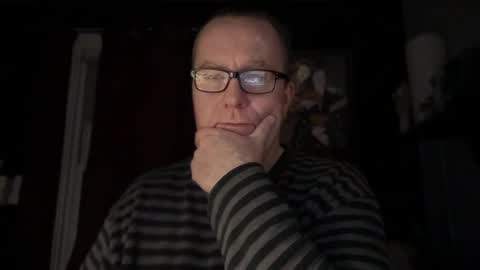 Snapshot of wintyr chatting on 11/05/25, 10:48 wintyr online show from 11/05/25, 10:48