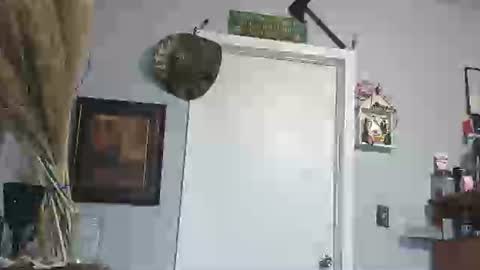wisheyeknew2 online show from 07/09/26, 10:19