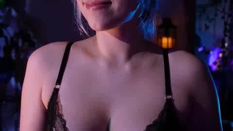 Goddess of two strapons  - Mr. long Don Mr. Pinky online show from 12/17/25, 08:04